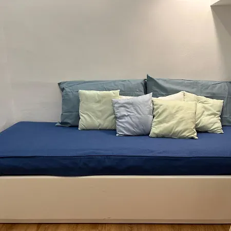 アパート Casa In Centro Con Terrazzo バーリ