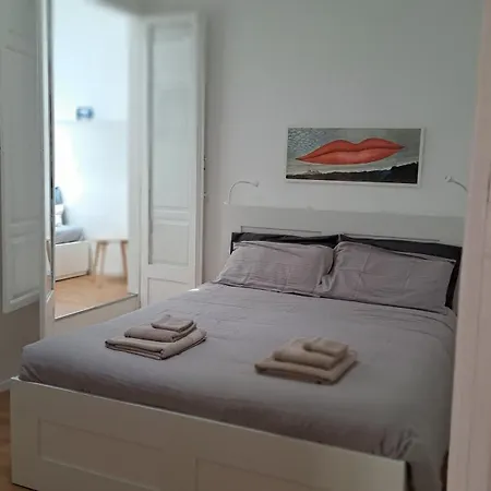 Casa In Centro Con Terrazzo