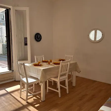 Casa In Centro Con Terrazzo Apartamento *