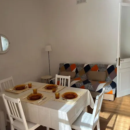Apartamento Casa In Centro Con Terrazzo Bari